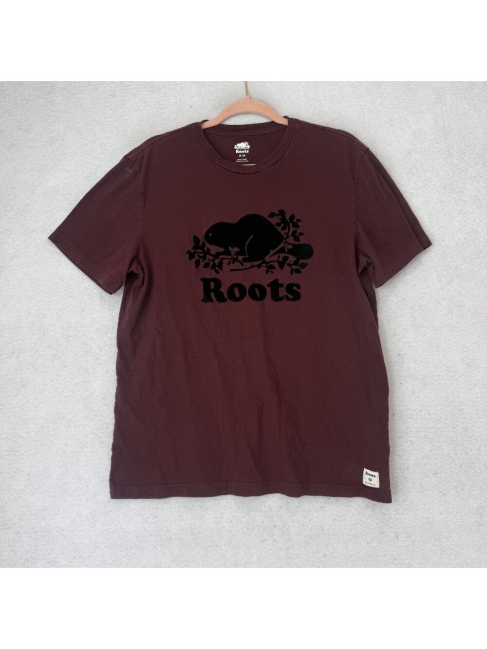 Roots Shirt Mens Medium Red Beaver Logo Graphic Tee 100% Cotton Tagless Top